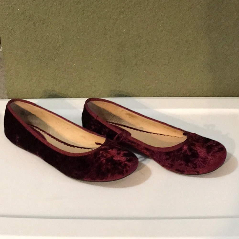 Velvet ballerina flats
